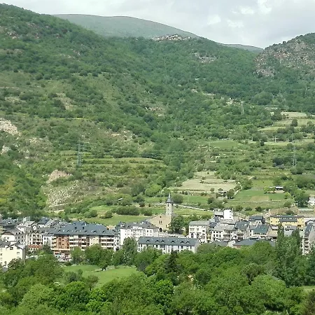 Сasa de vacaciones La Borda De *