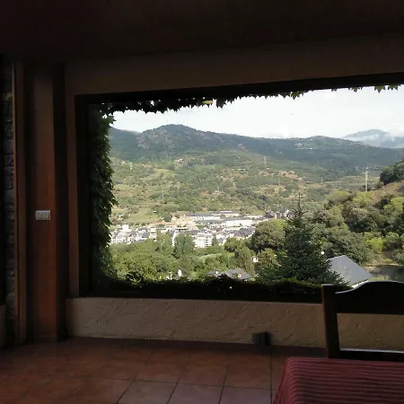 Hotel La Borda De Sort